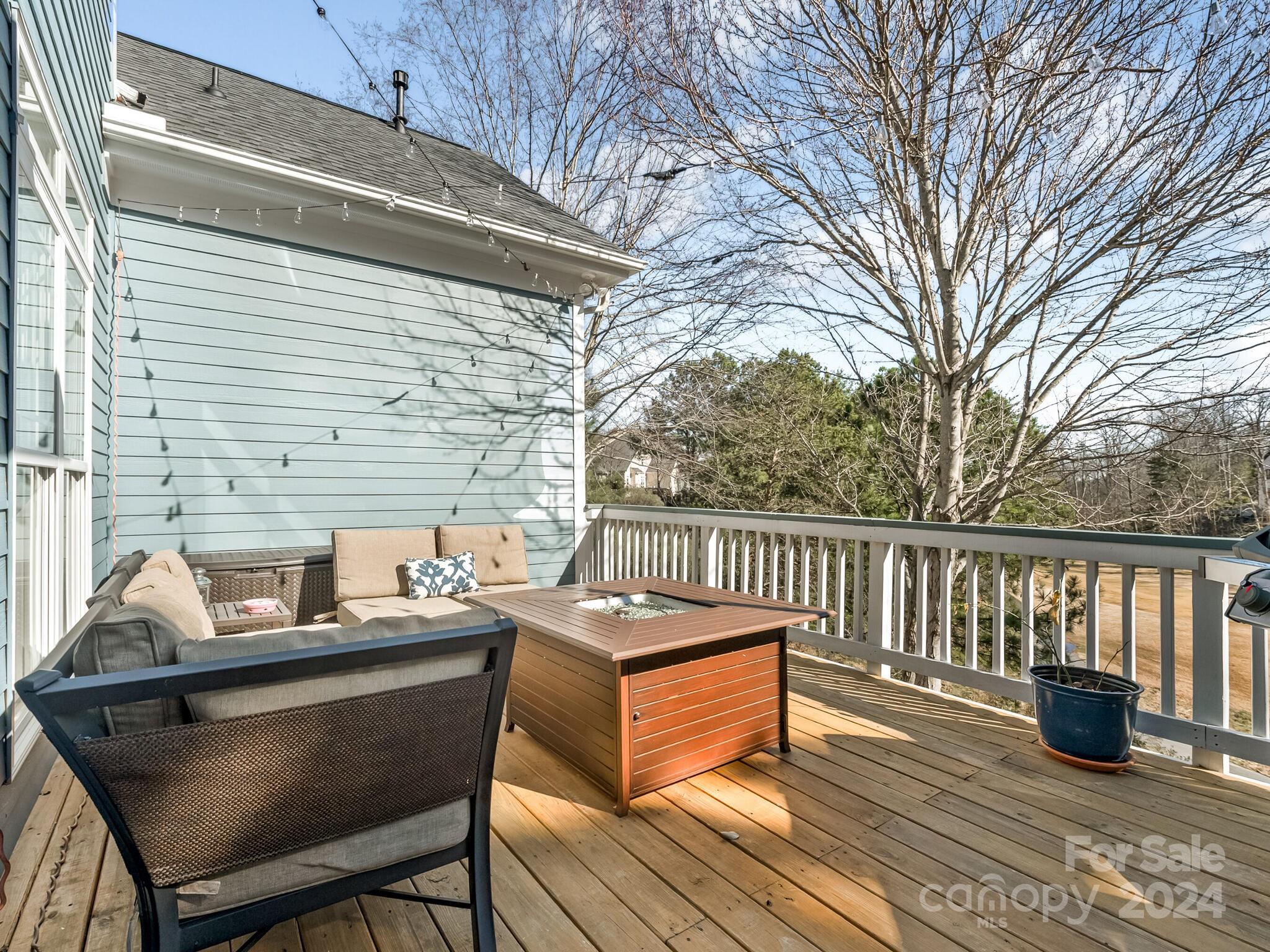 Lakeshore - Residential