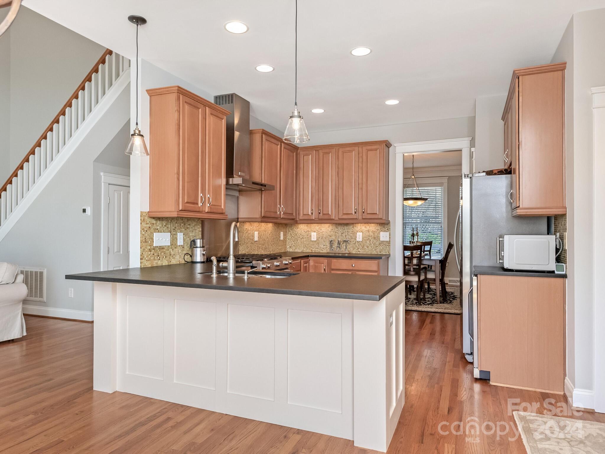 Lakeshore - Residential