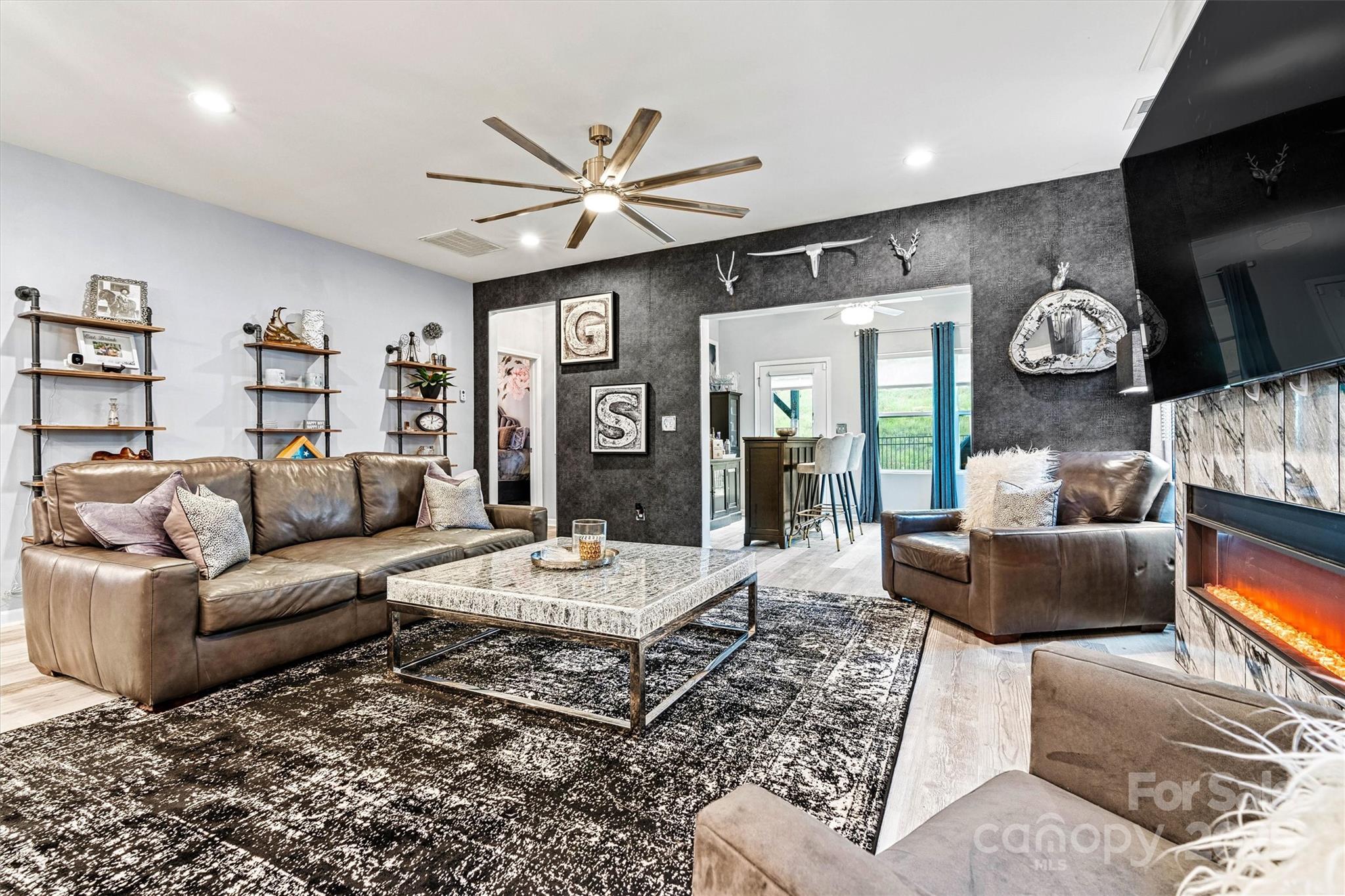 7809 Creek Park Drive