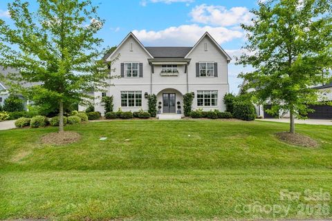 Photo of 11113 Benjamin Smith Avenue, Huntersville, NC 28078 (MLS # 4388067)