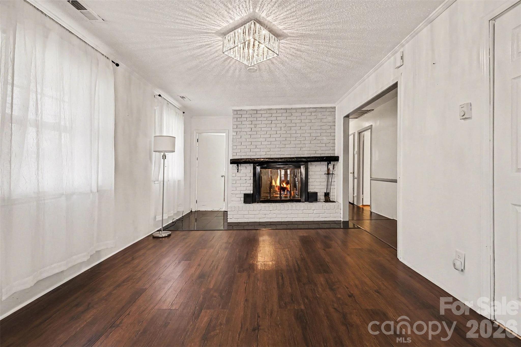 Lakeview Manor - Residential