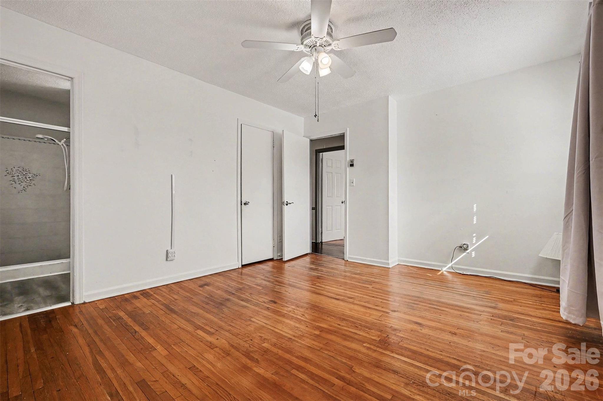 Lakeview Manor - Residential