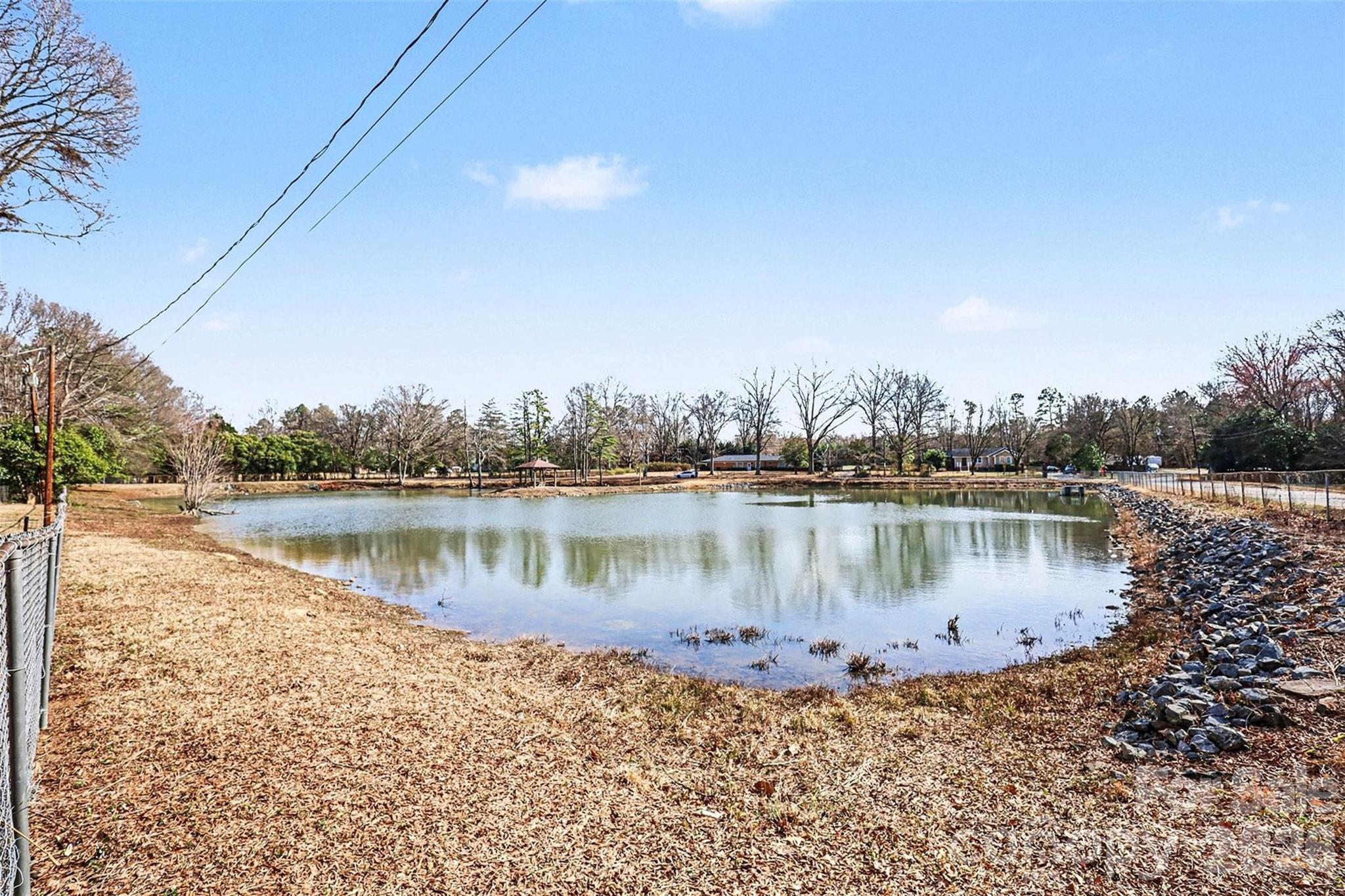 Lakeview Manor - Residential