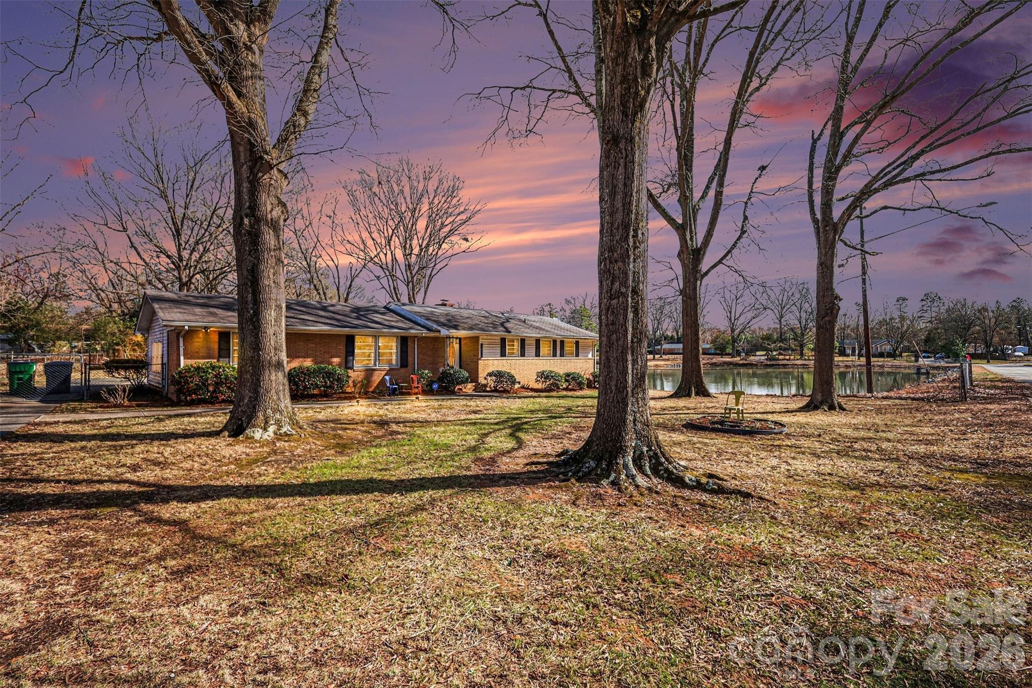 Lakeview Manor - Residential