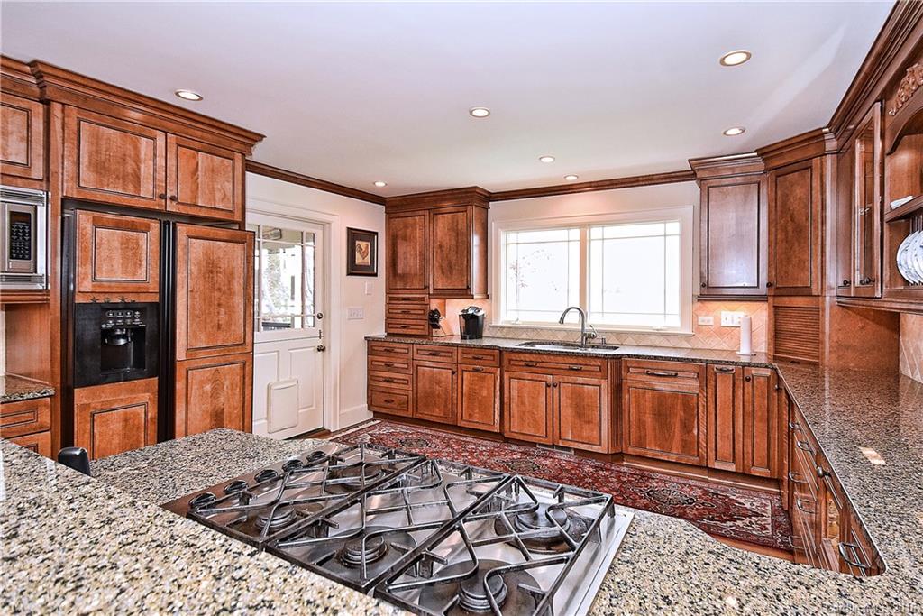 Island Forest - Residential