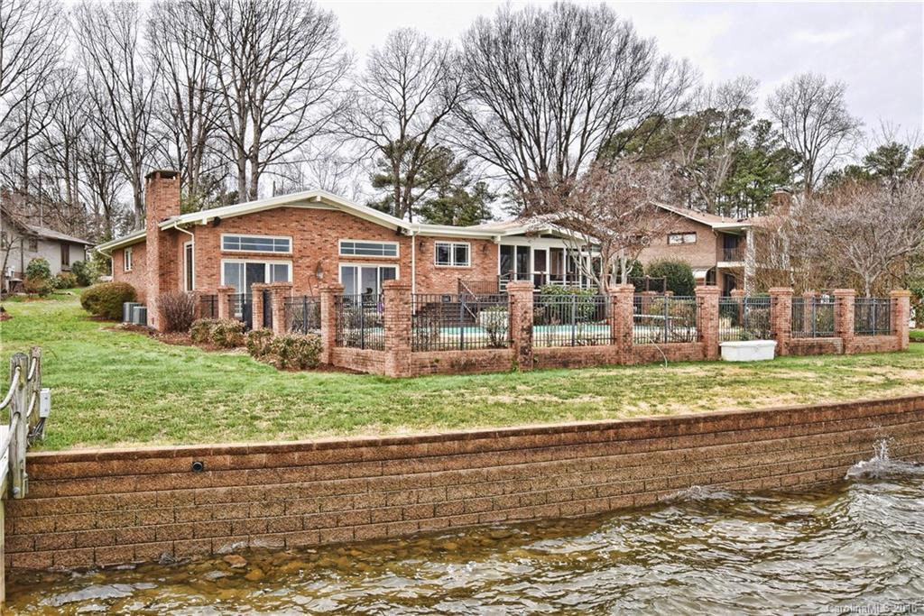 Island Forest - Residential