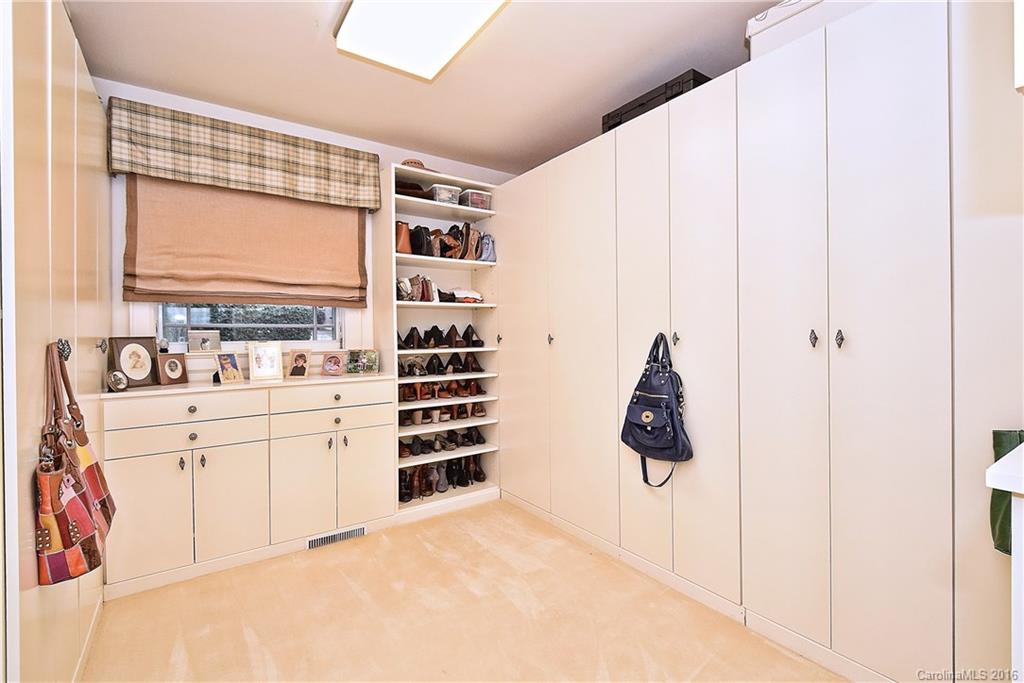 Island Forest - Residential