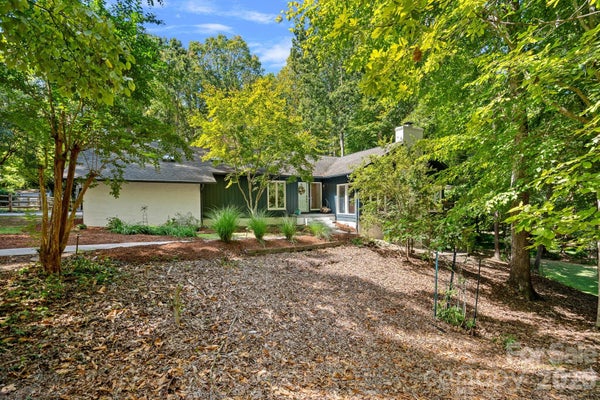 3100 INDIAN ROCK RD, CHARLOTTE, NC 28270 - Image a30f7e38ac813ac17626df63f1962739/523795124