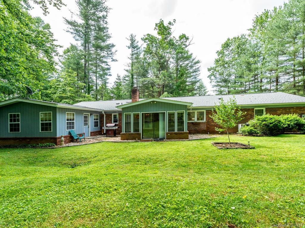 English Hills - Residential