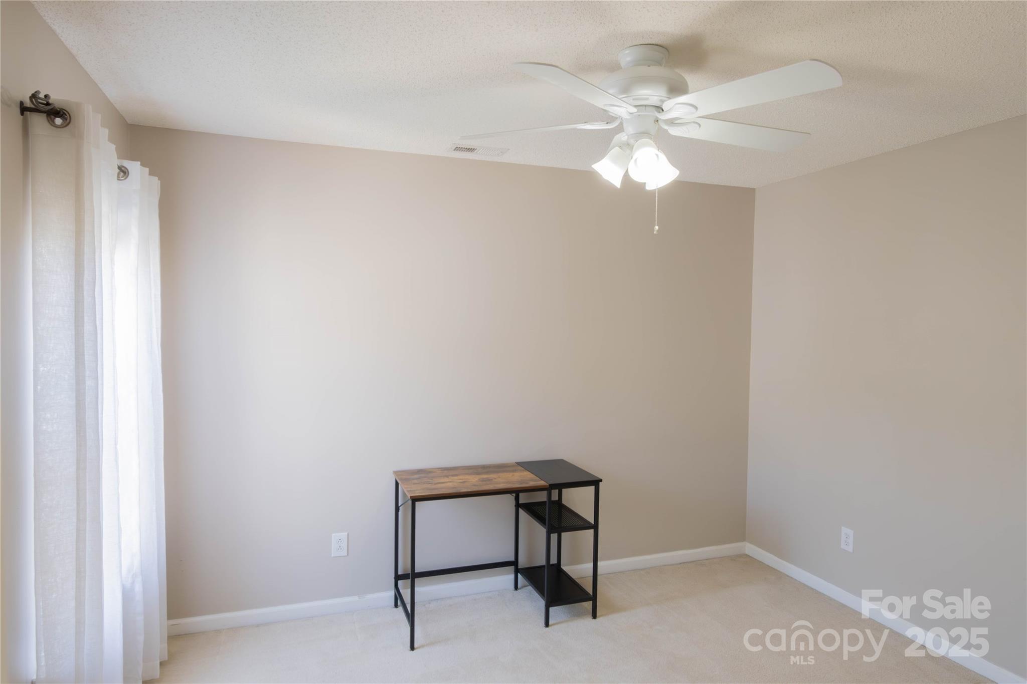 English Trails - Residential