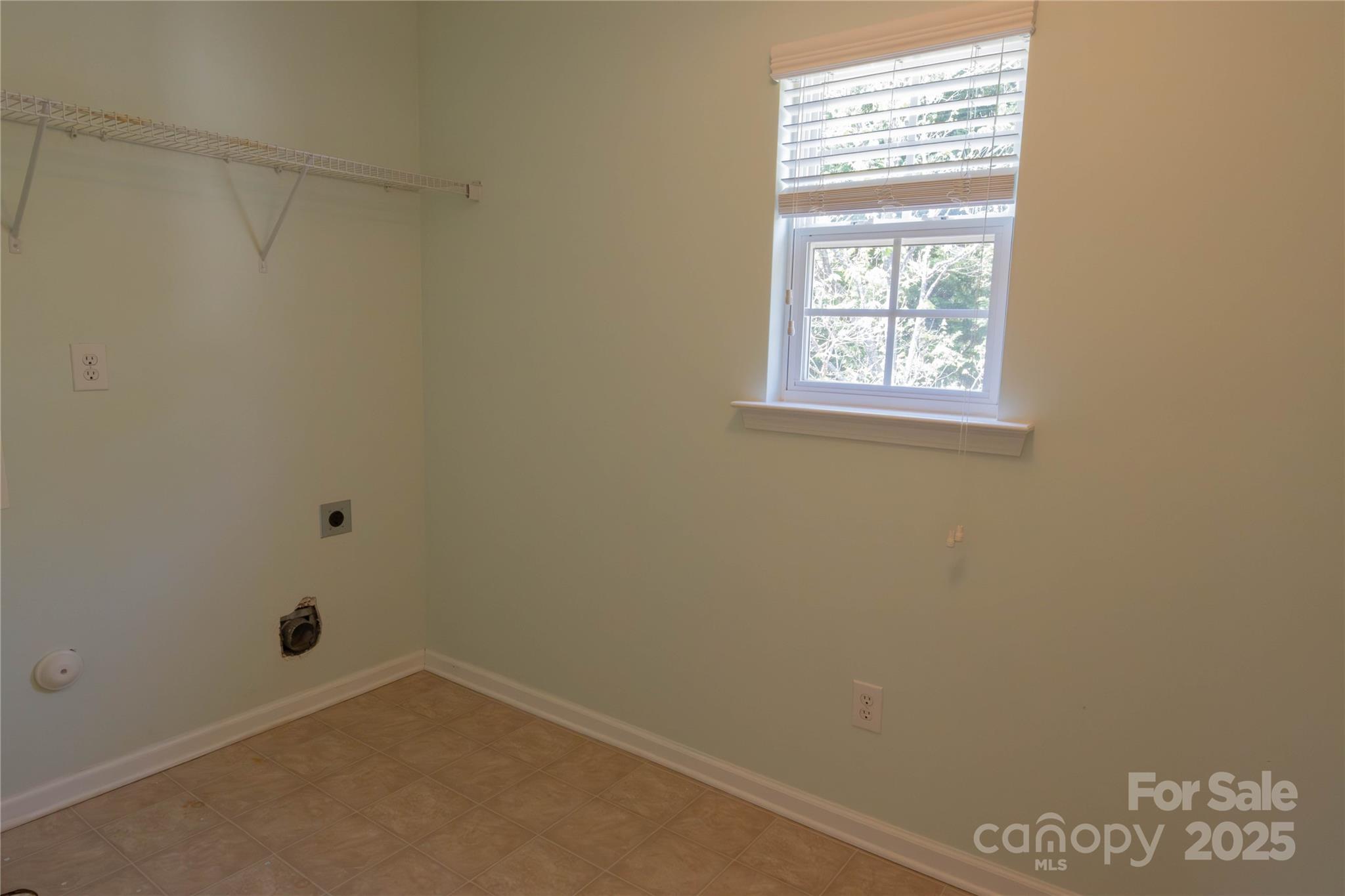 English Trails - Residential