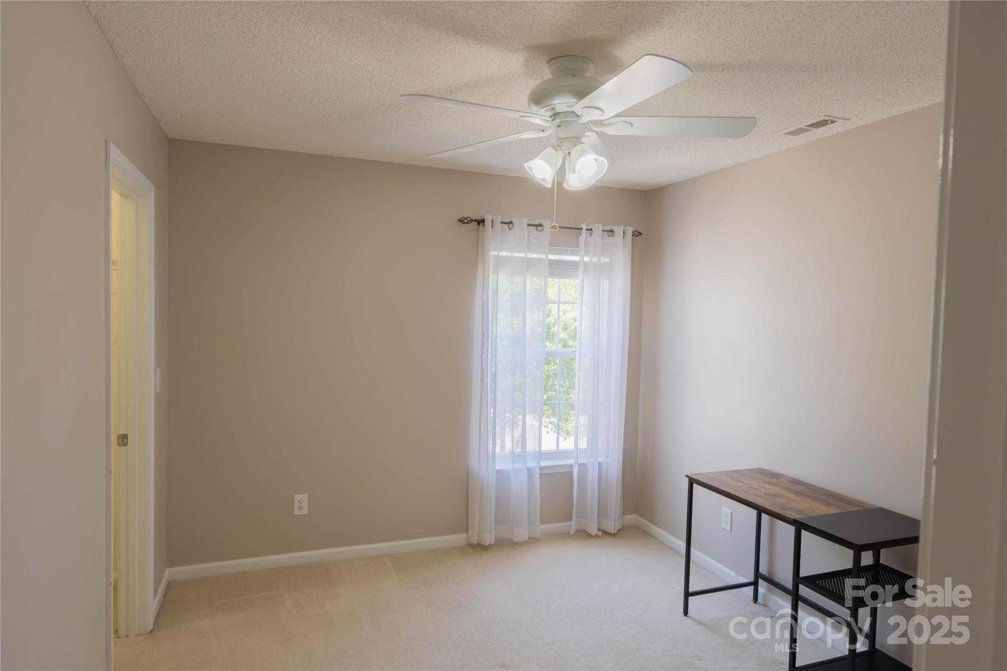 English Trails - Residential