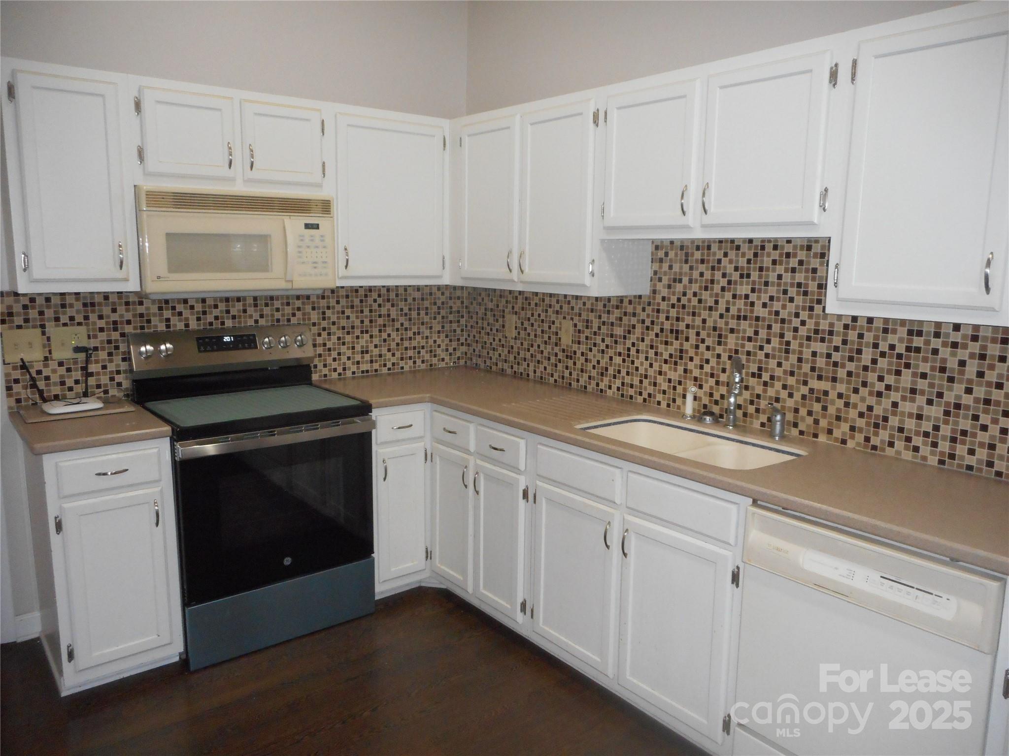 10749 Colony Woods Drive