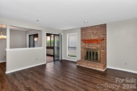 7302 Winery Lane Charlotte NC 28227