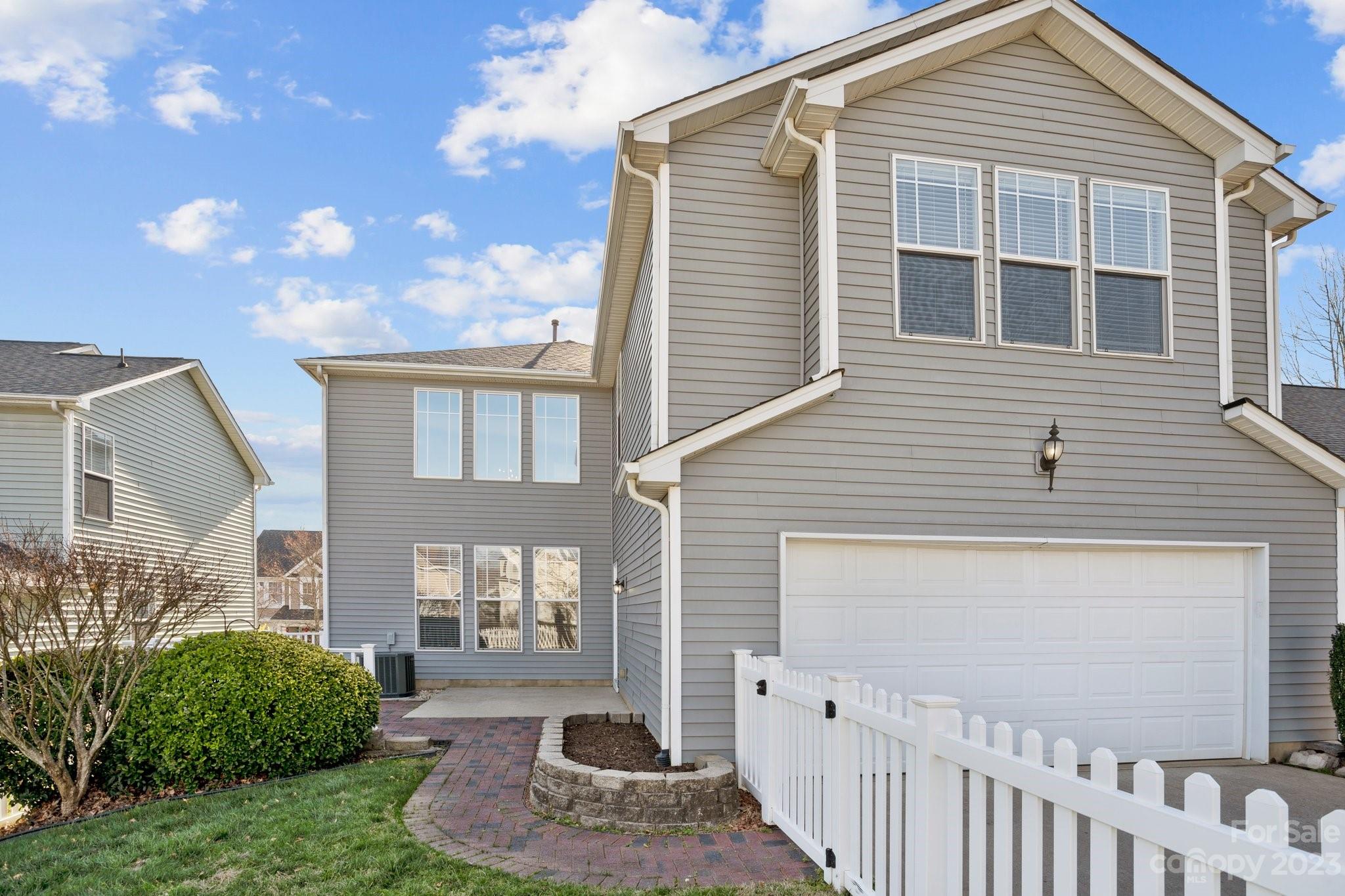 Macaulay - Residential