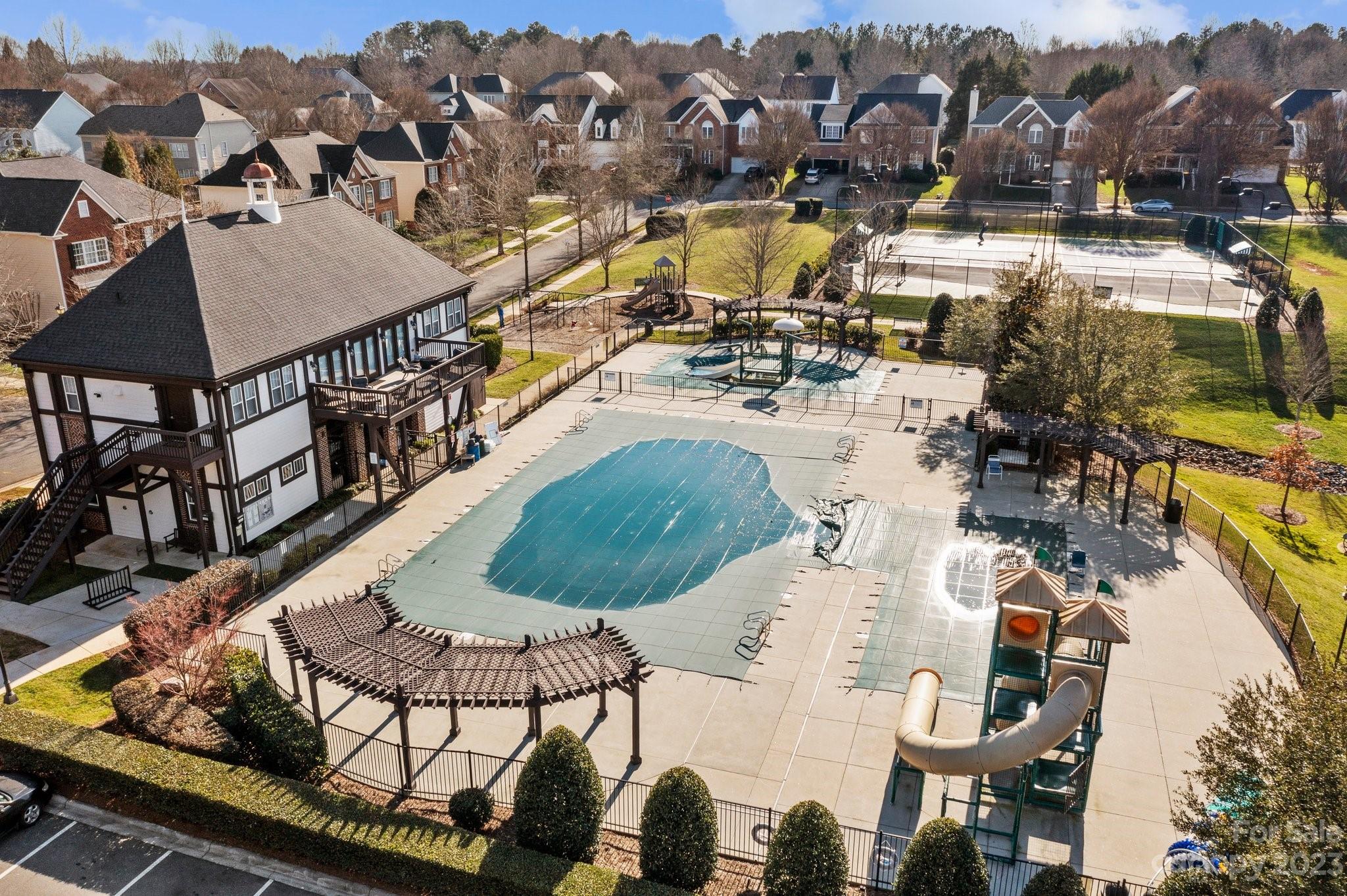 Macaulay - Residential