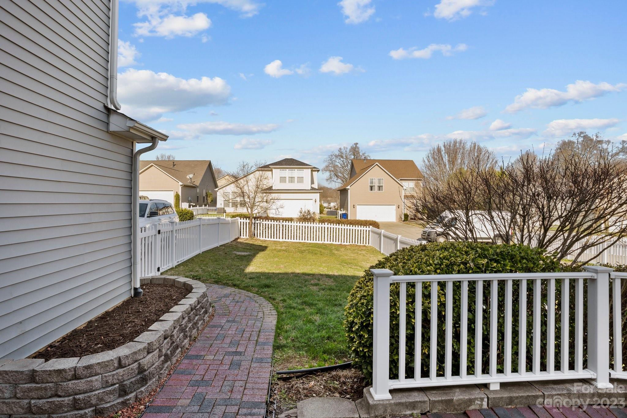 Macaulay - Residential