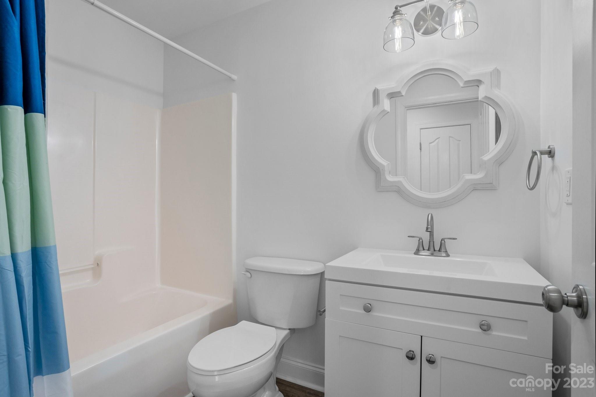 Macaulay - Residential