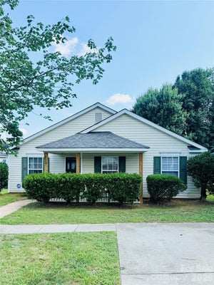 3008 ROCKINGHAM LN SW, CONCORD, NC 28025 - Image a317e8a17cd7eb0334d9d7fe819f3bfe/720016726
