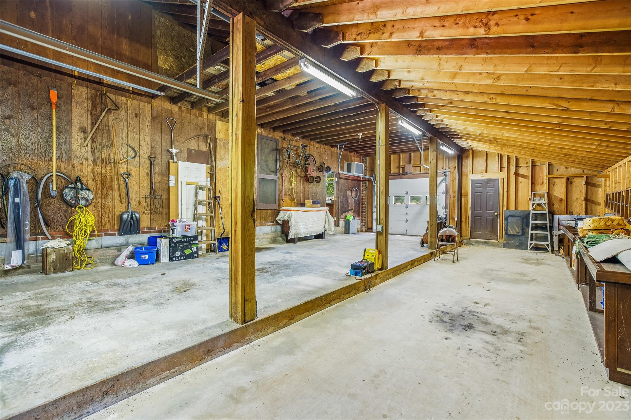 Farmland Acres - Residential