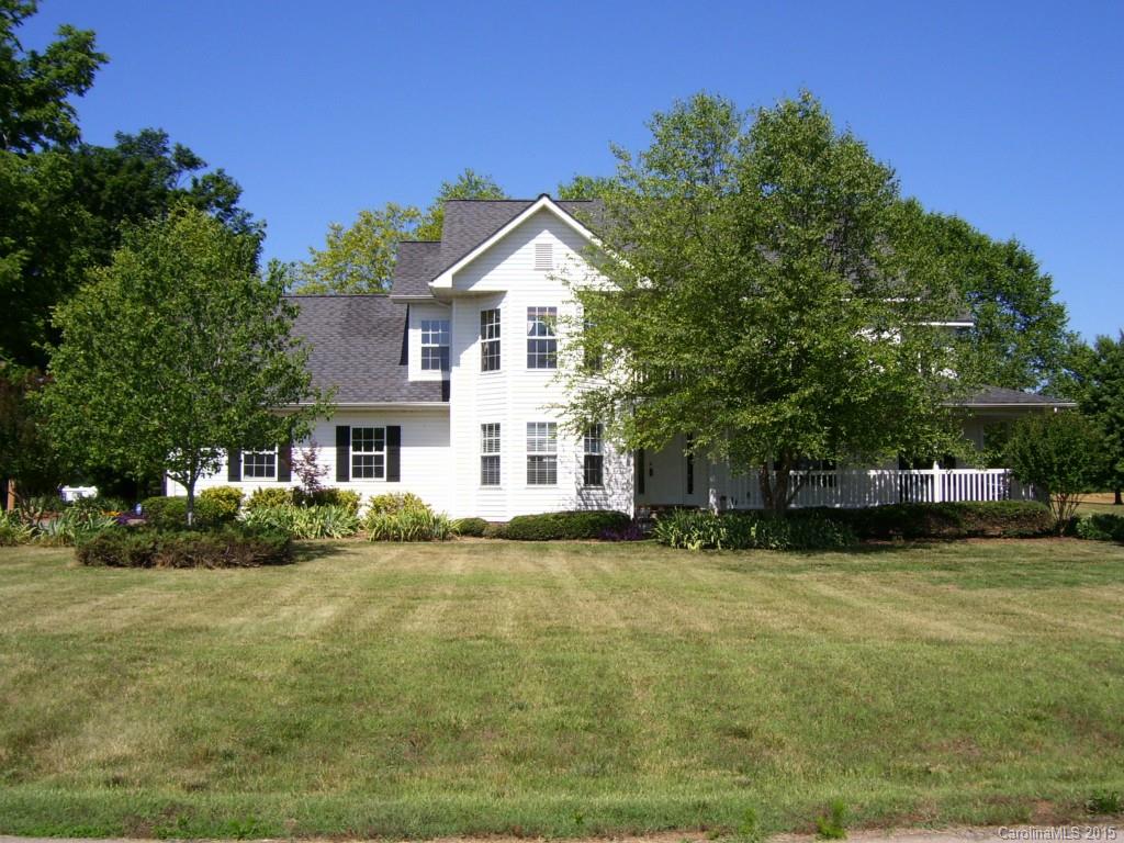 Falcon Crest - Residential