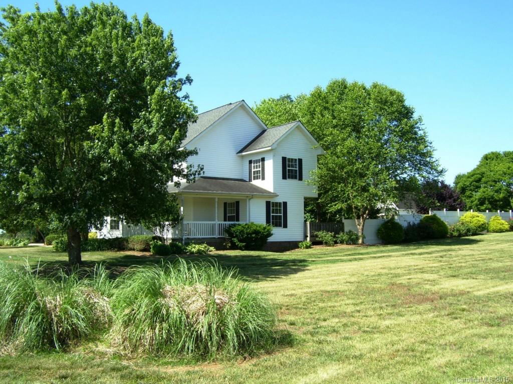 Falcon Crest - Residential