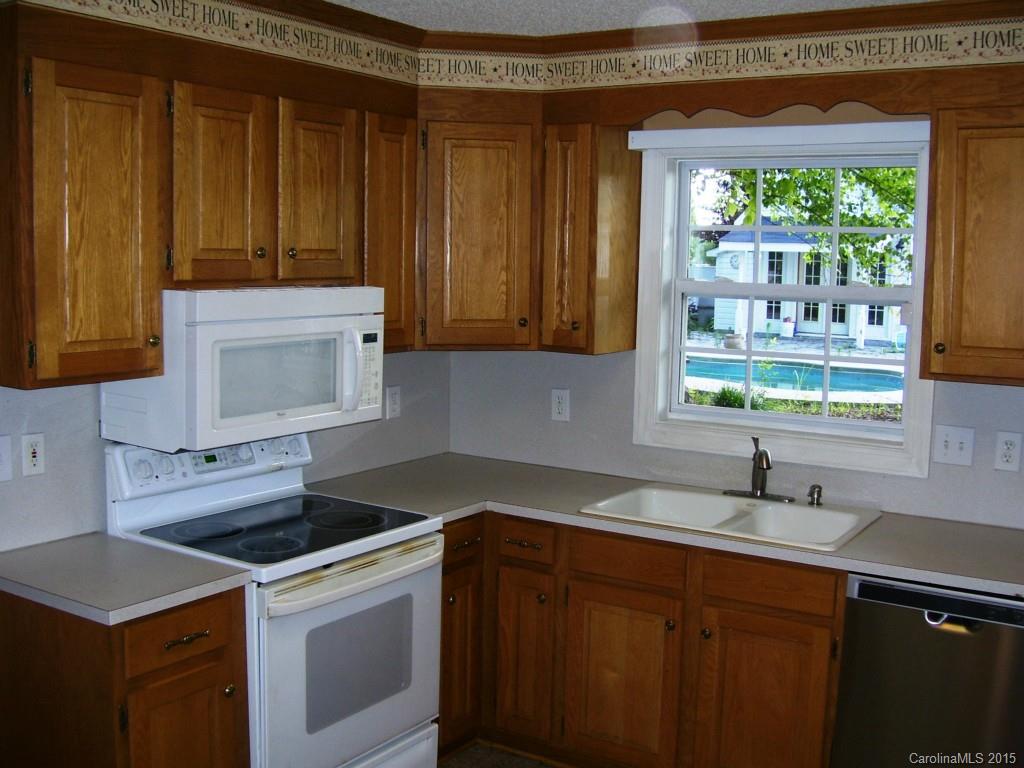 Falcon Crest - Residential