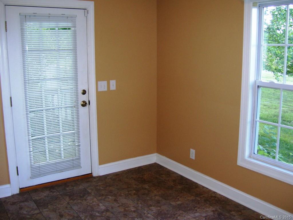 Falcon Crest - Residential