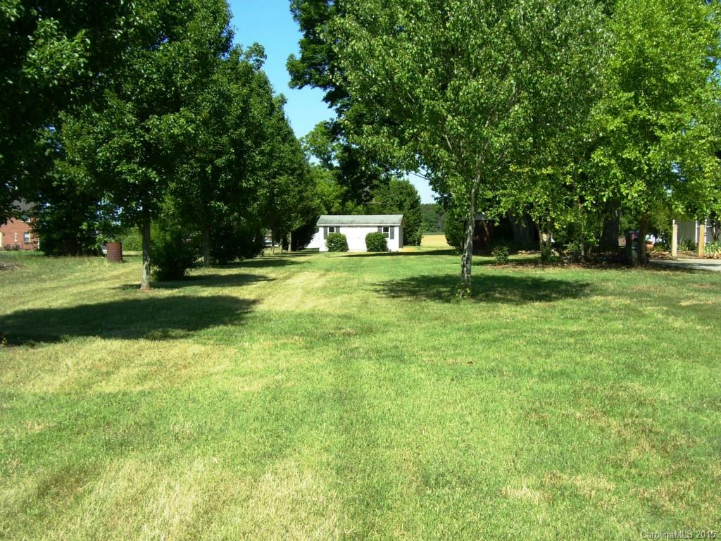 Falcon Crest - Residential