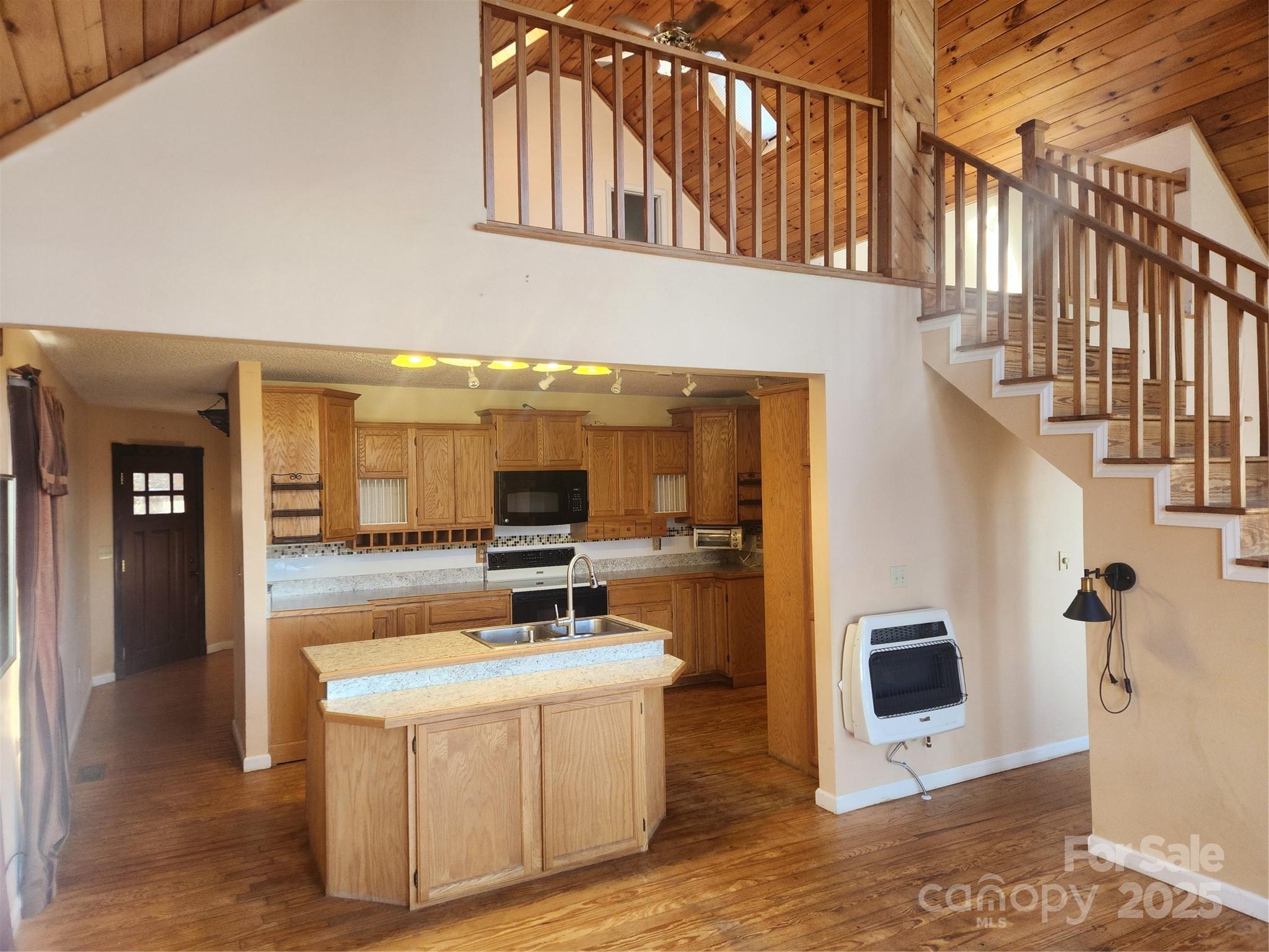 201 Ridge View Circle
