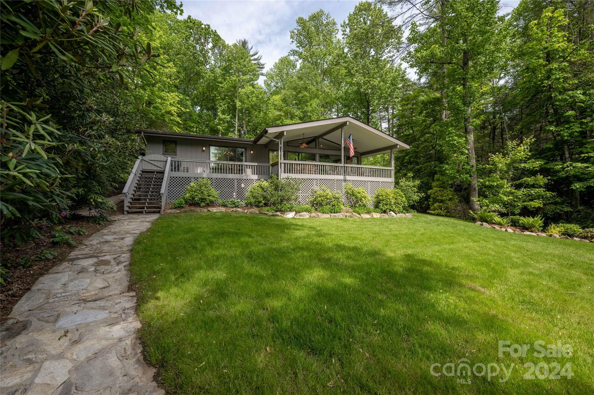 Lake Toxaway Estates - Residential