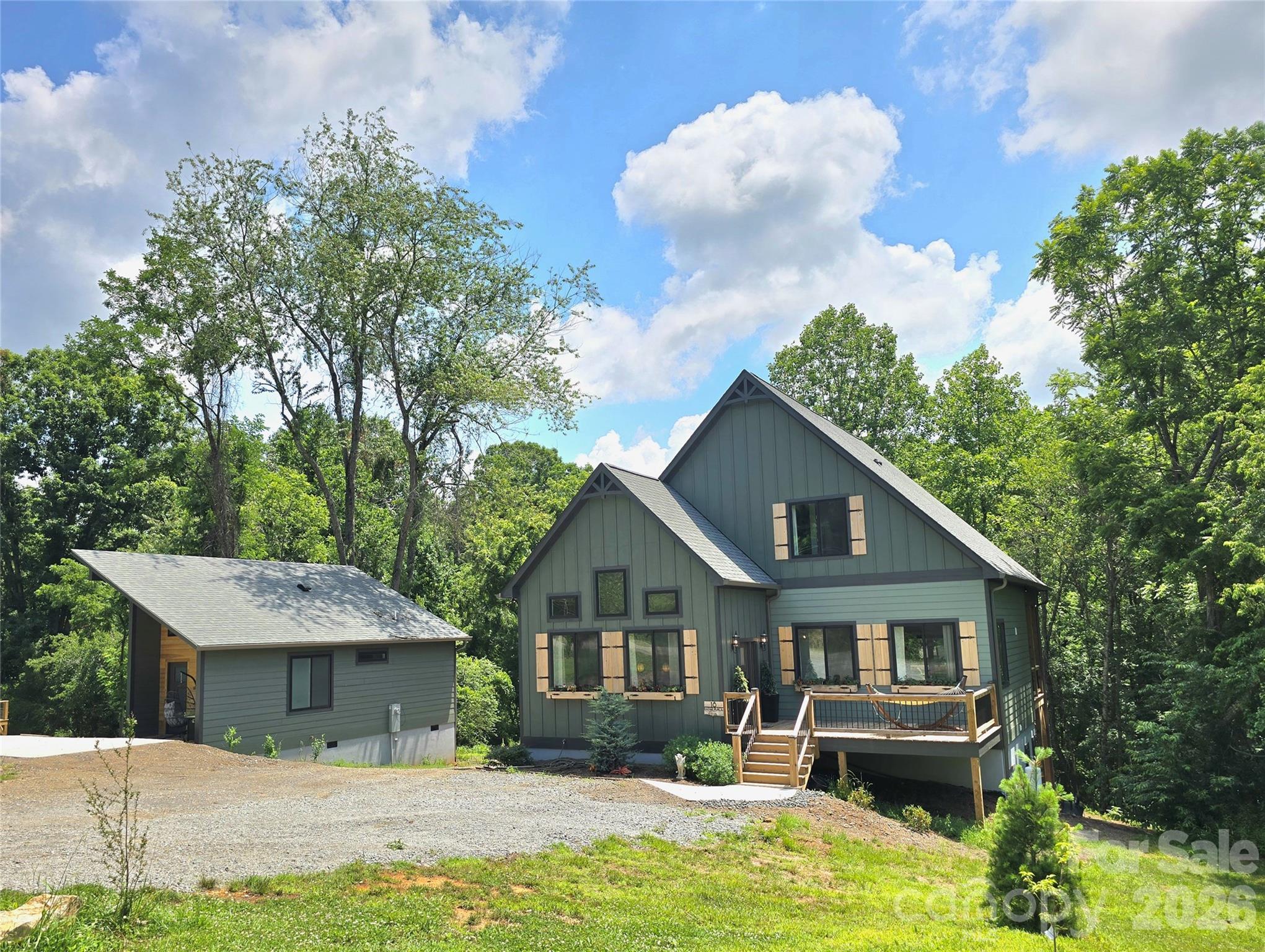 18 Baker Place