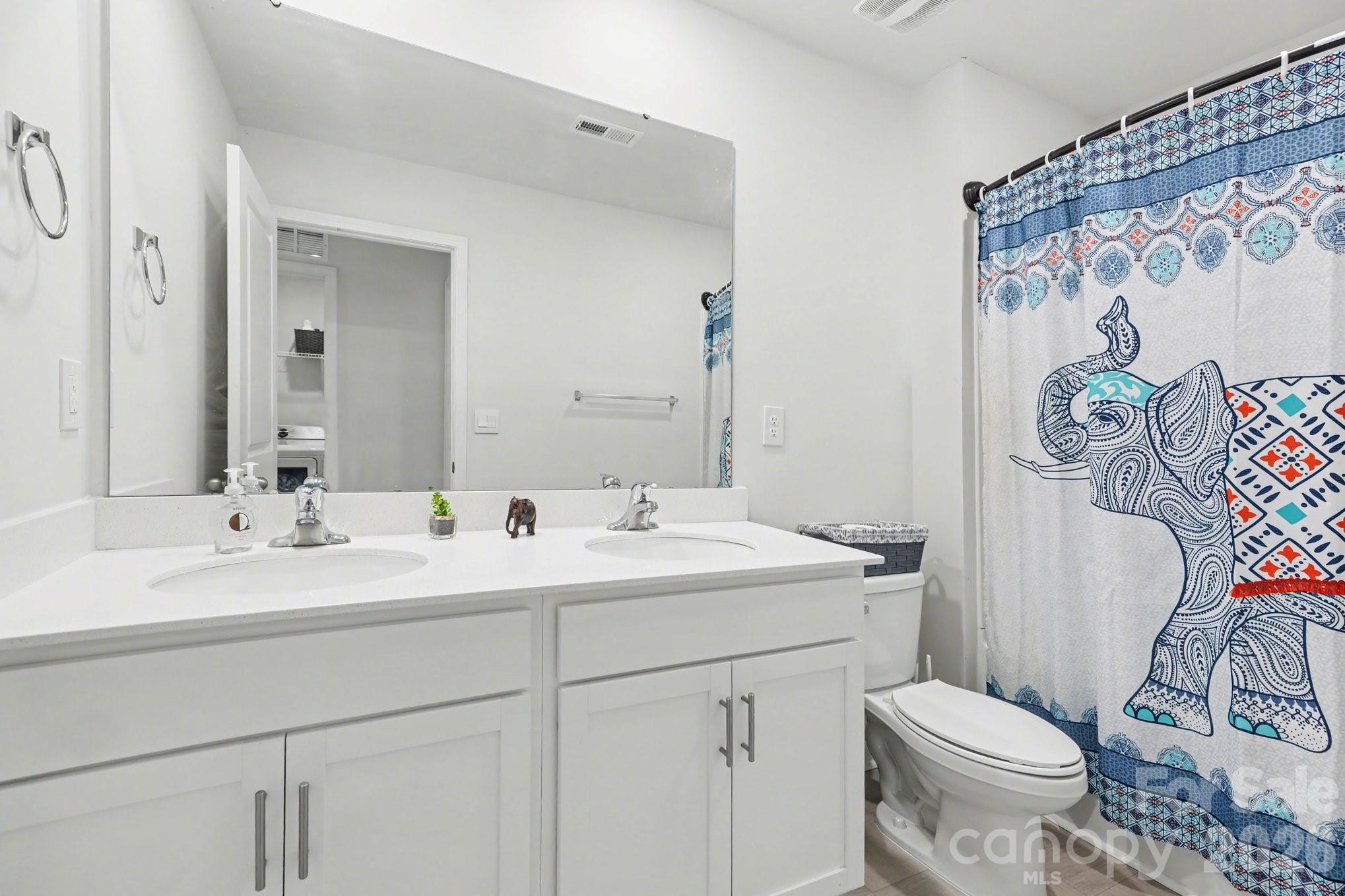 The Enclave At Sugar Creek - Residential