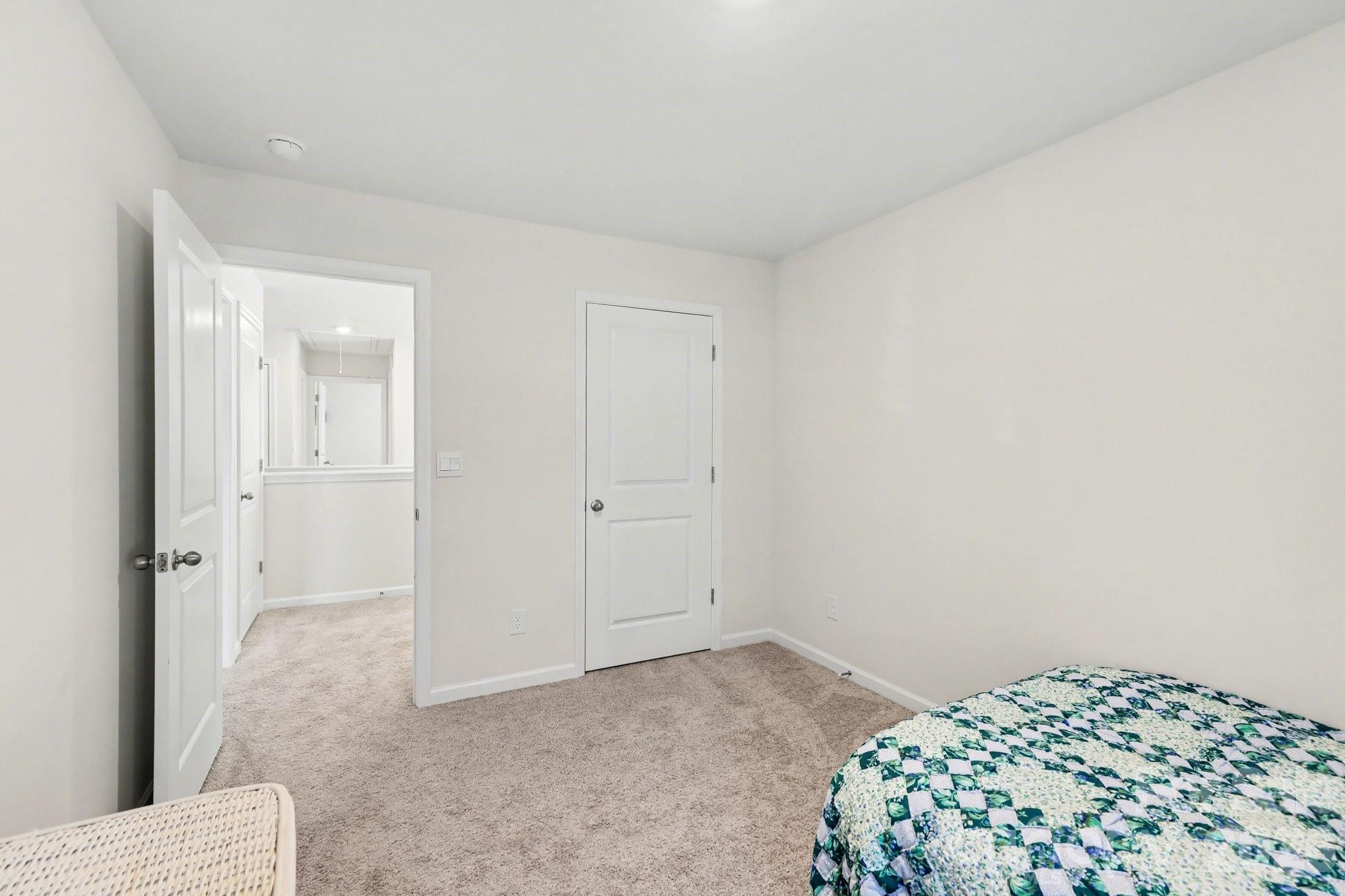 The Enclave At Sugar Creek - Residential