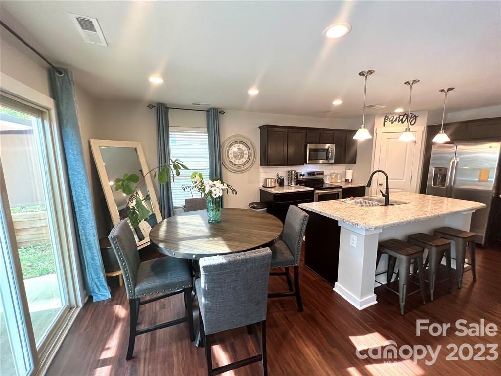 Vineyard Glen - Residential