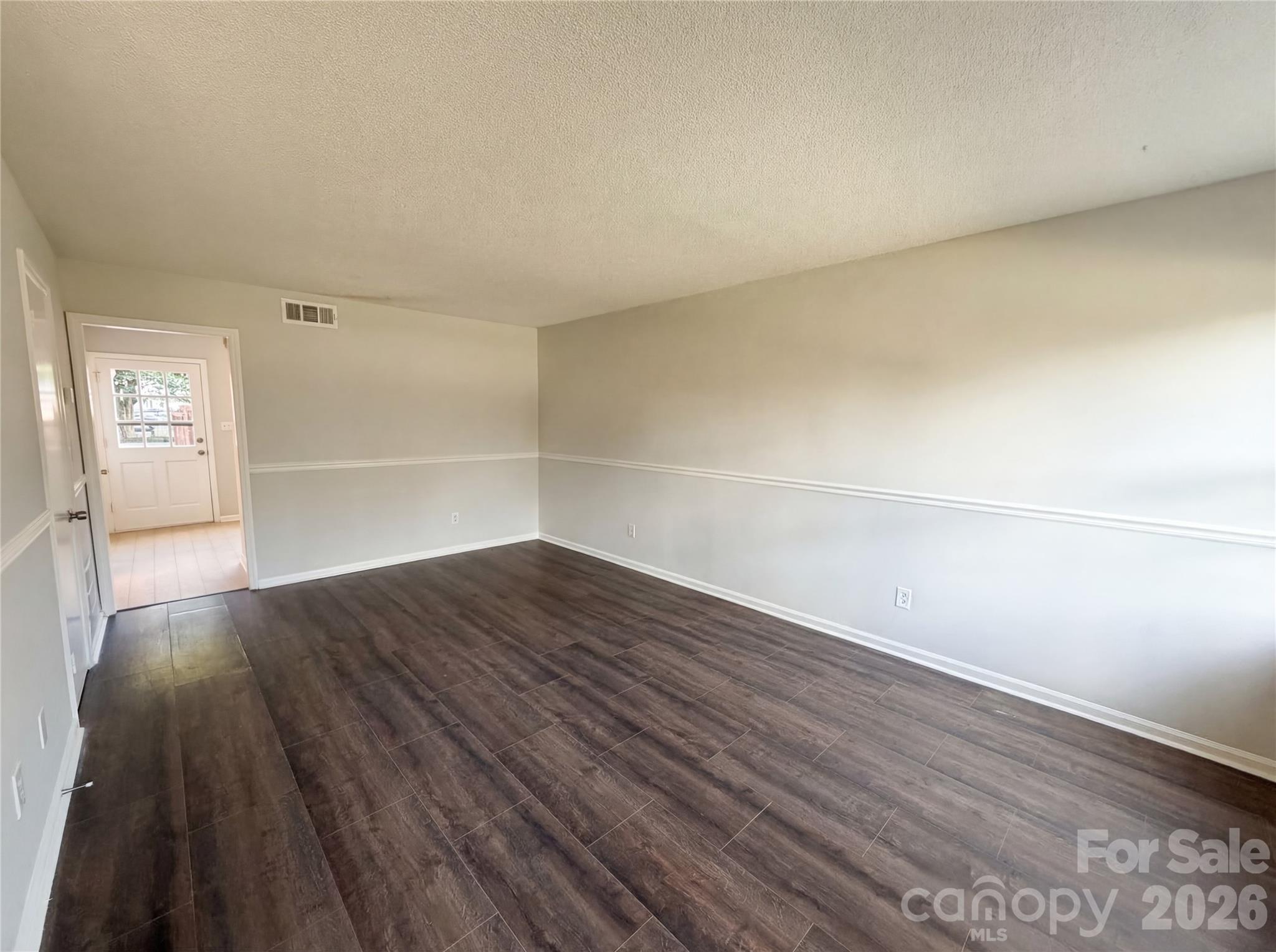 4726 Old Lantern Way