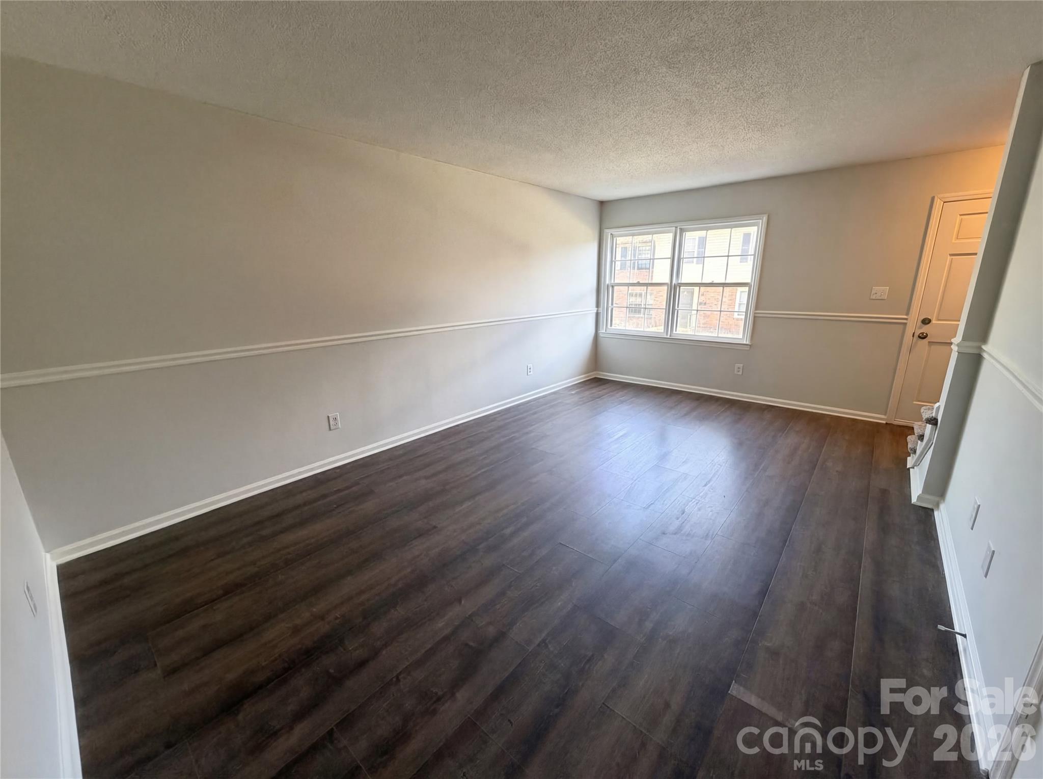 4726 Old Lantern Way