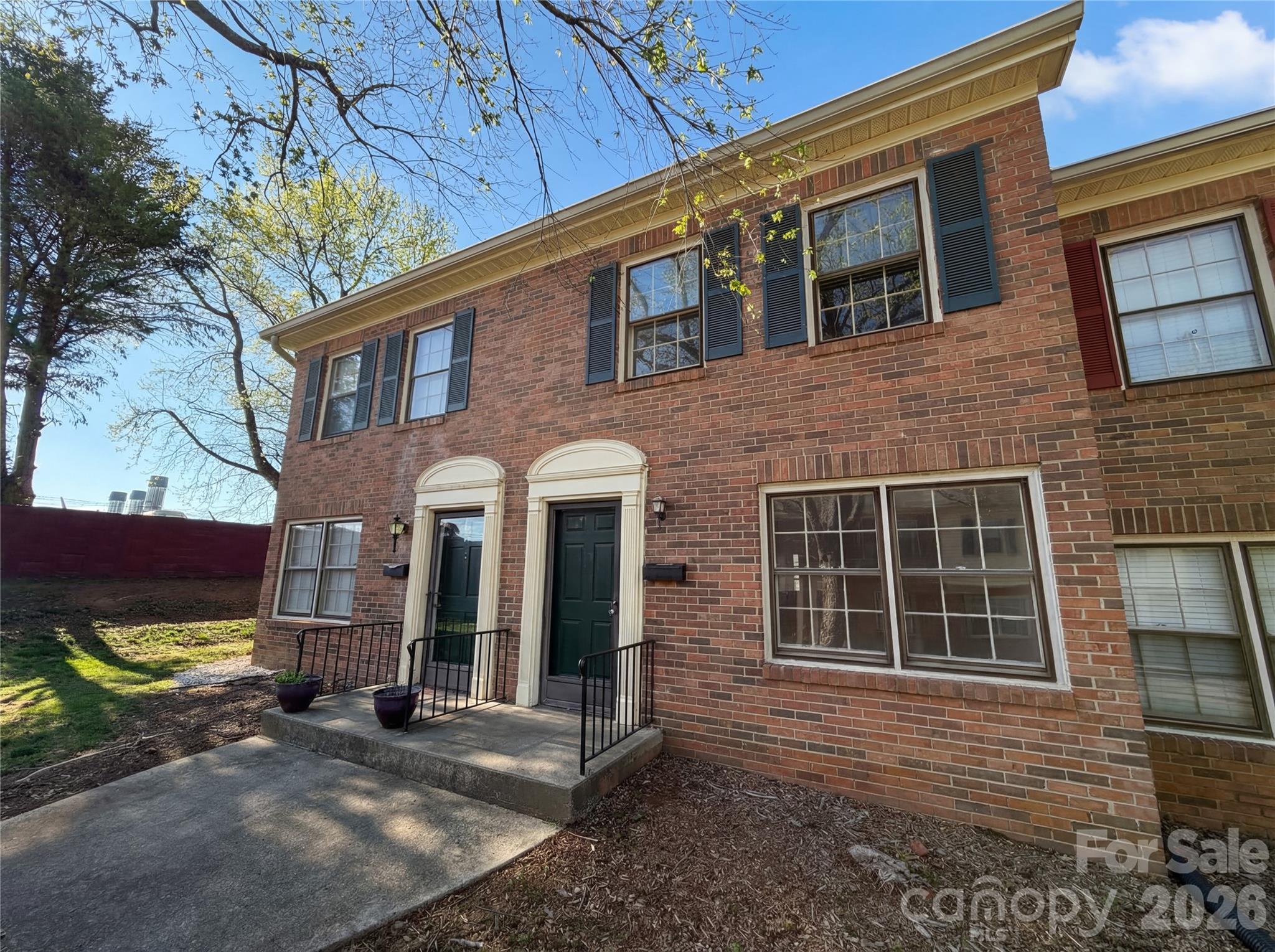 4726 Old Lantern Way