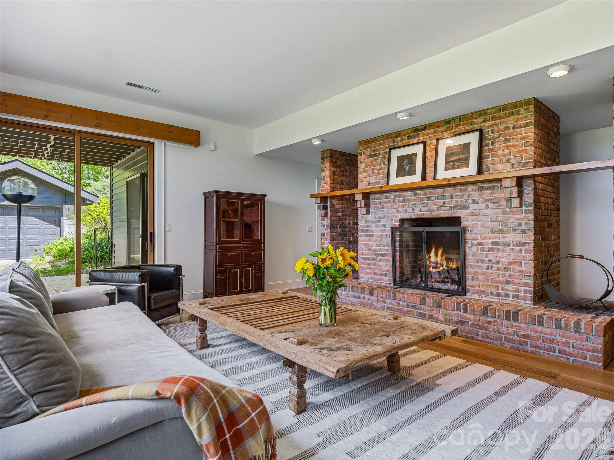 Mountain Meadows - Residential