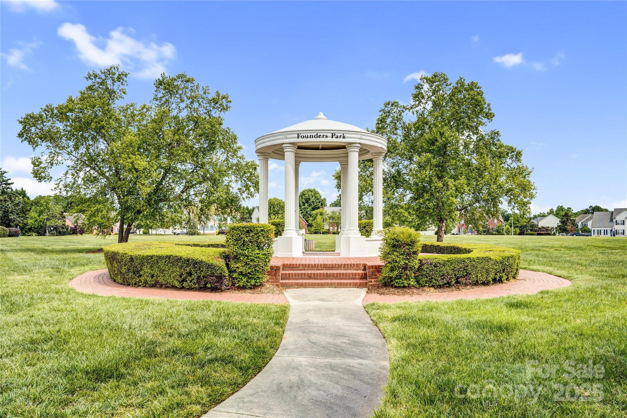 Lake Park - Residential