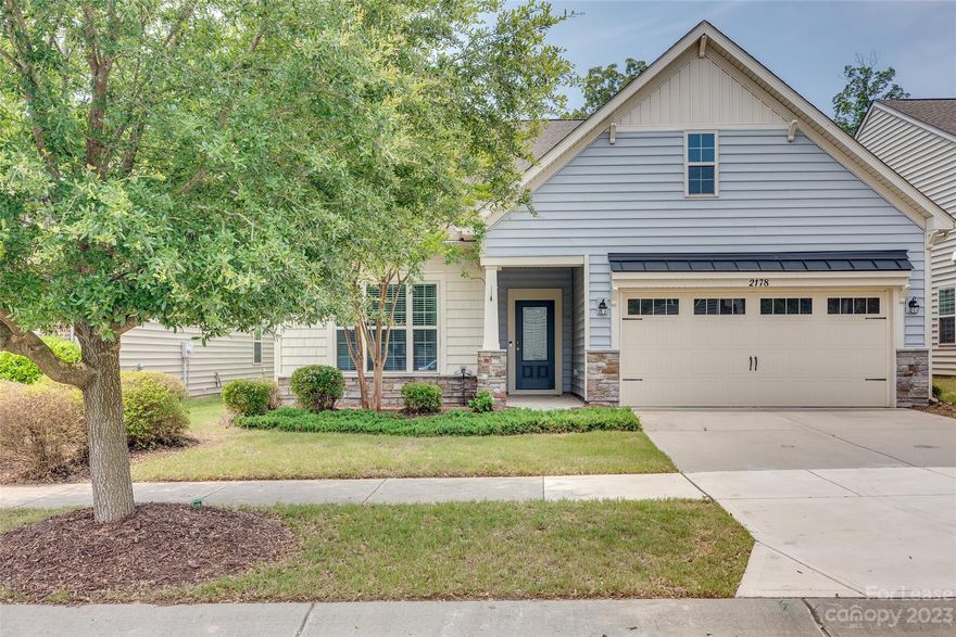 Welcome to the amenity centric community of Waterside at the Catawba. This one story living home has an inviting entrance with a split bedroom floor plan and an open concept entertainment space and gourmet kitchen with a cozy screened in porch. The gleaming hardwood floors, yards of granite countertops, and upgraded appliance package will help you feel right at home. Schedule a showing today!