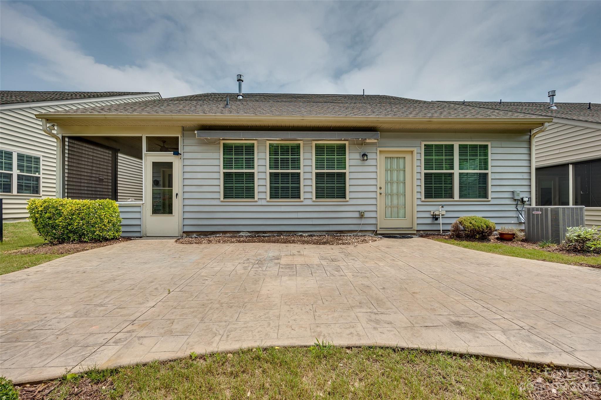 Waterside at the Catawba - Residential Lease