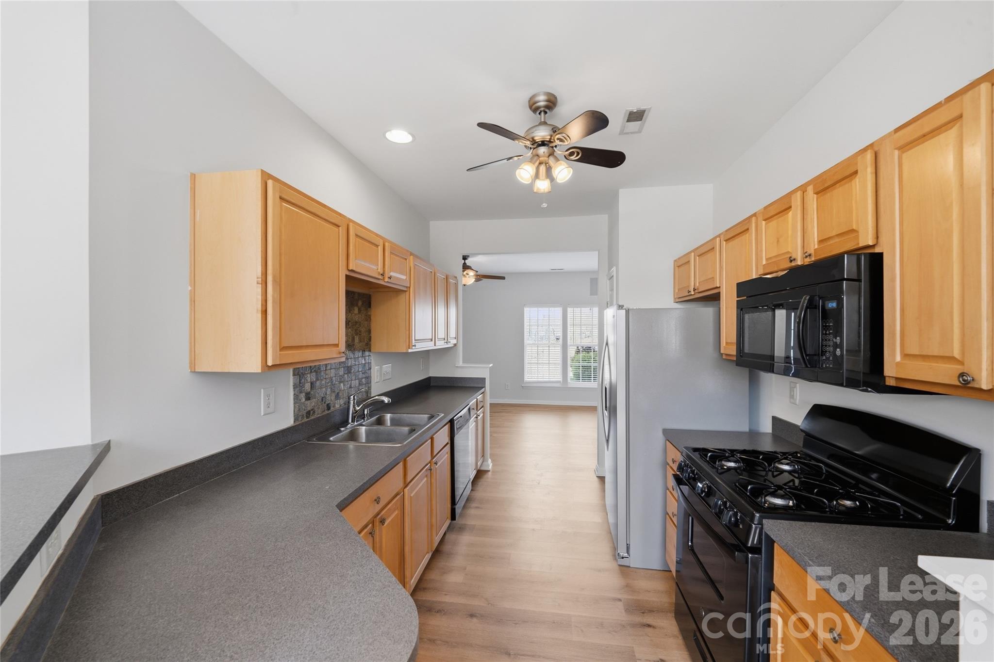 Farmington Ridge - Residential Lease