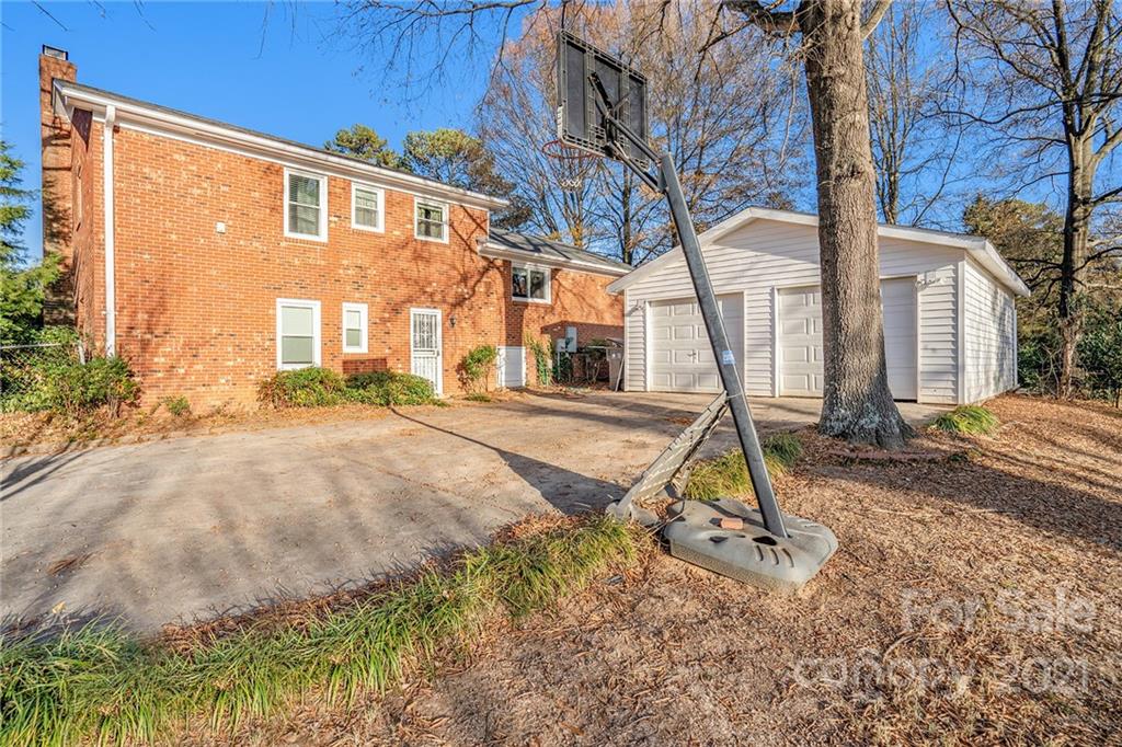 Montclaire - Residential