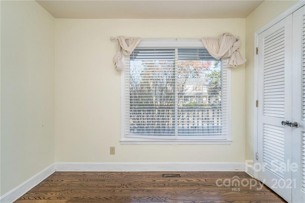 Montclaire - Residential