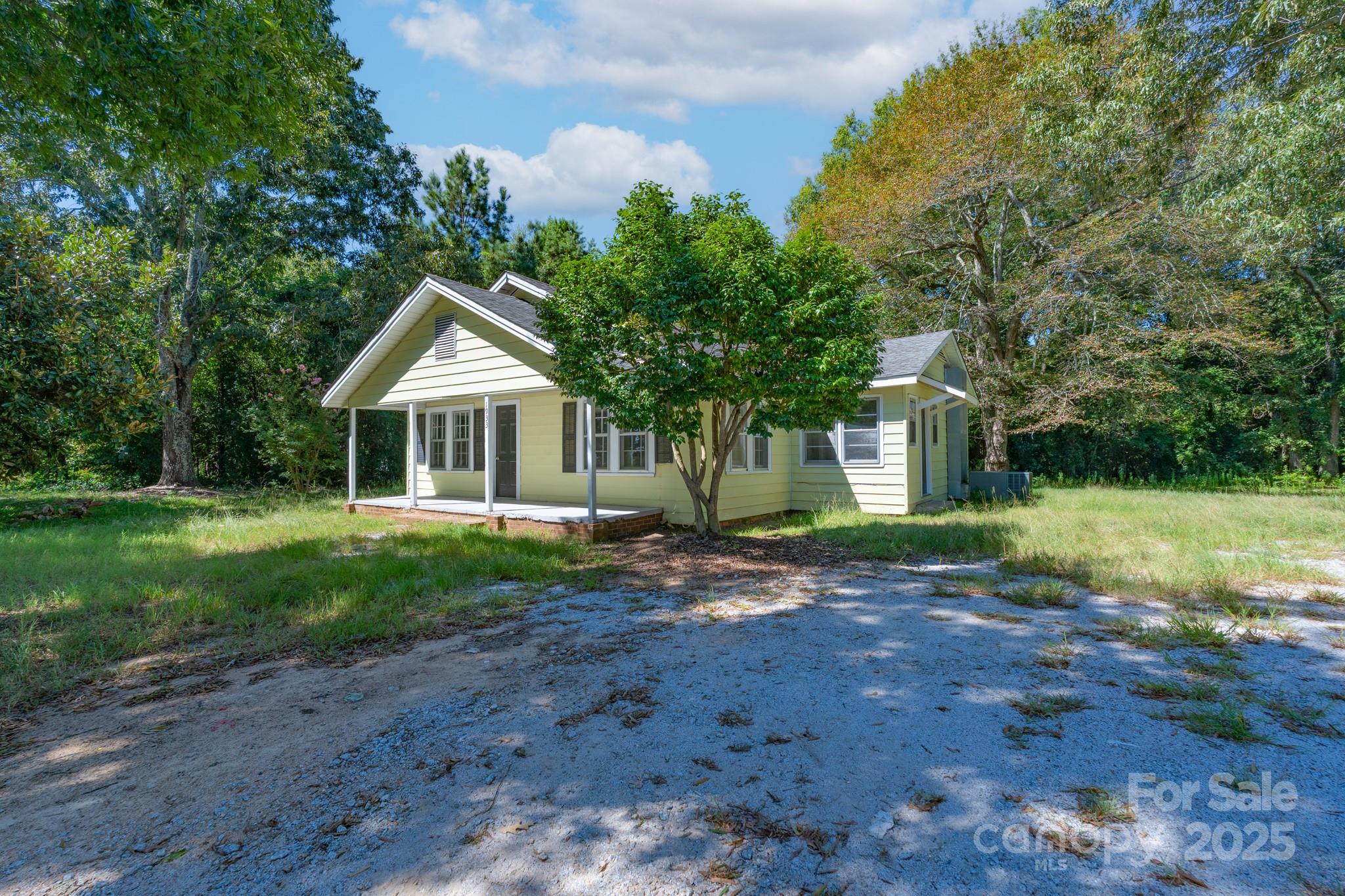 1933 N Rocky River Road