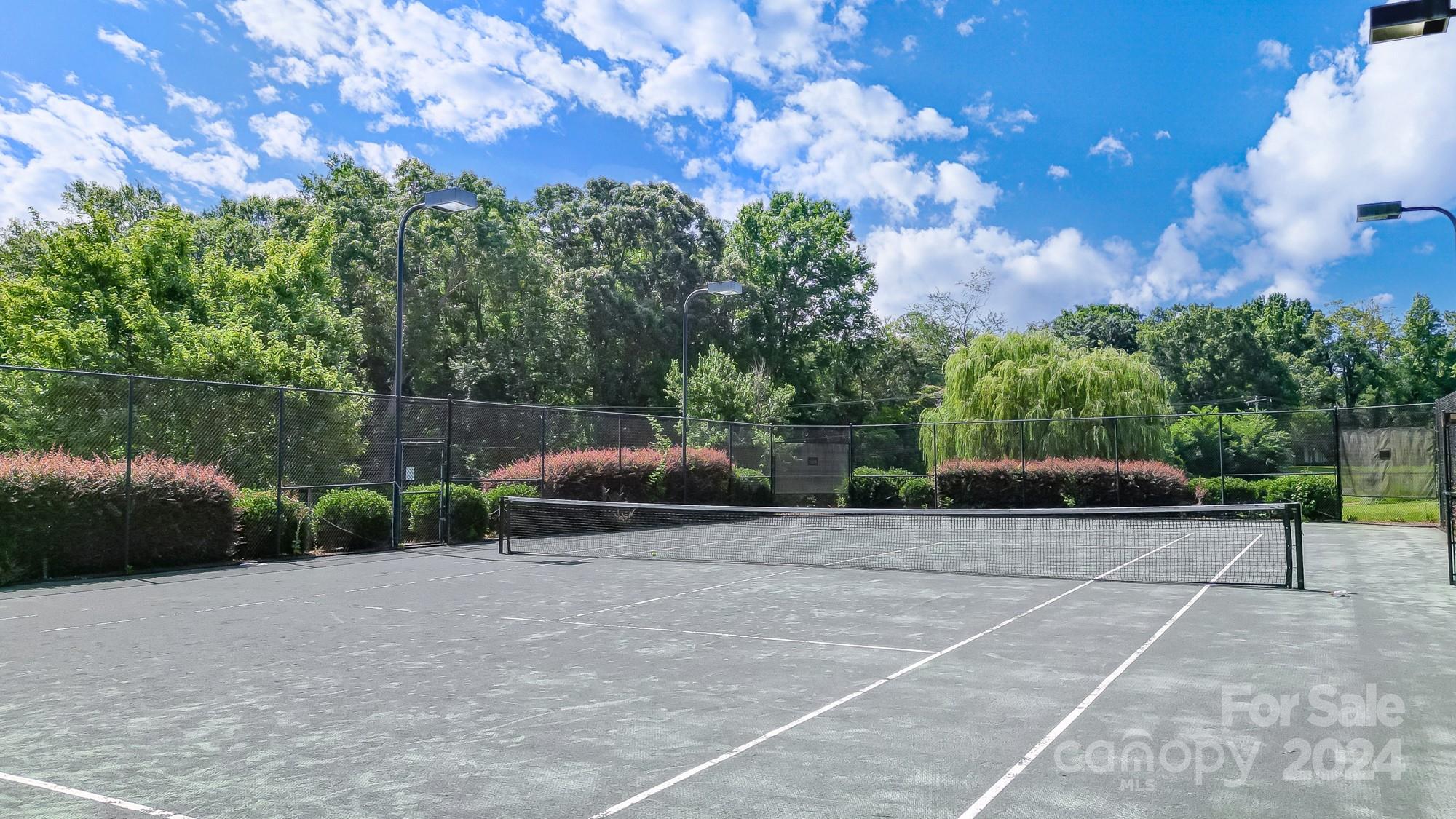 Laurel Creek - Residential