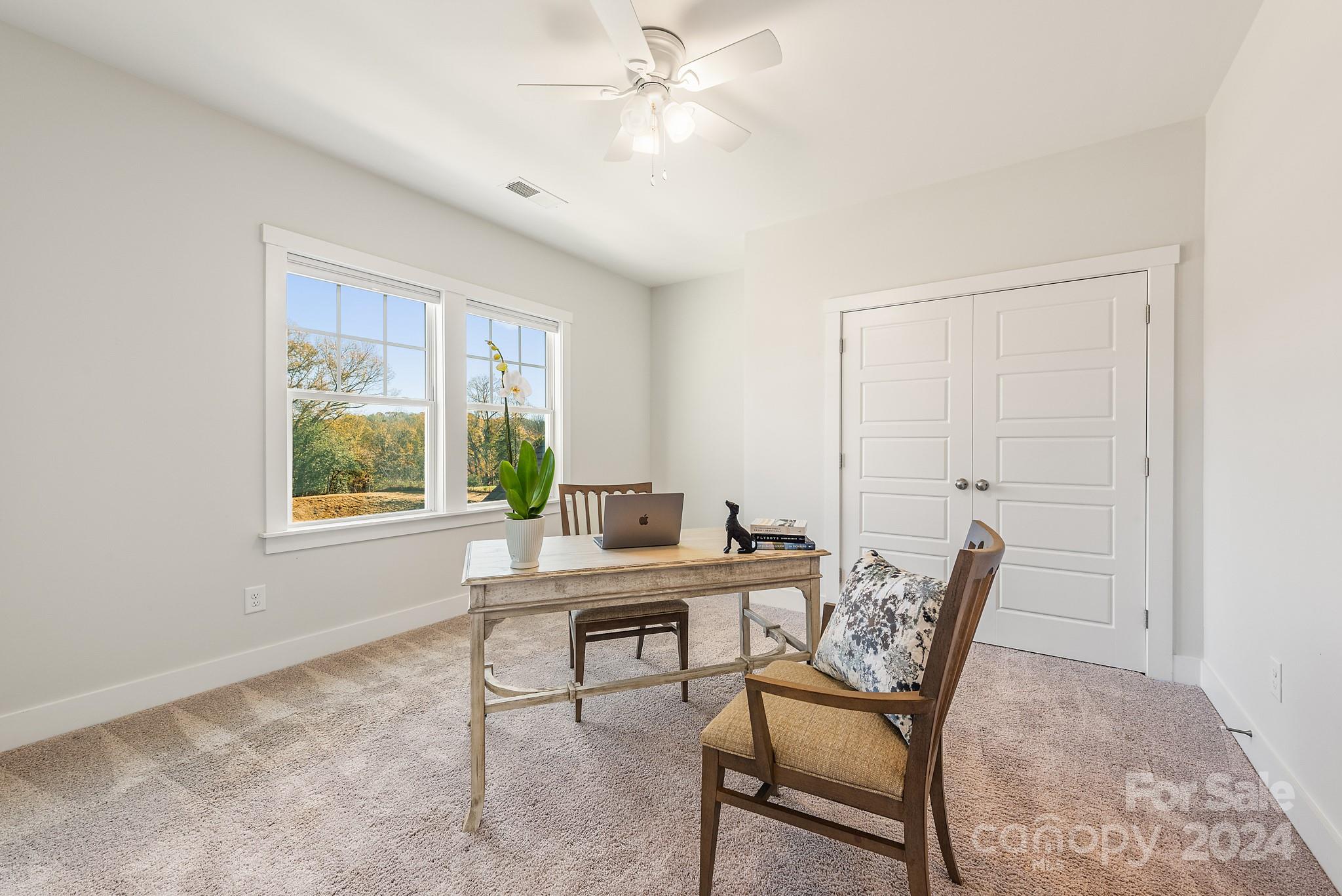 Hollins Grove - Residential