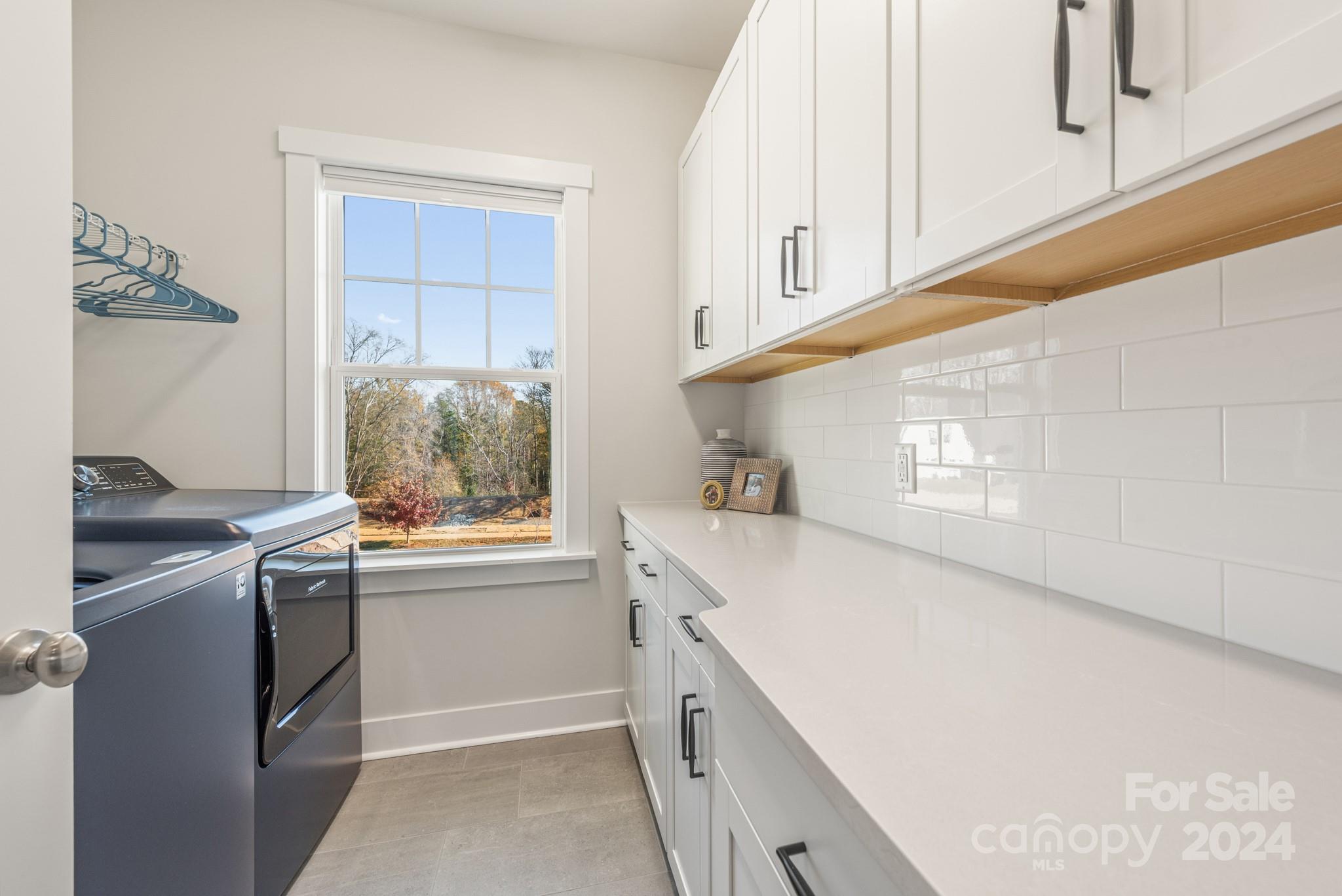 Hollins Grove - Residential