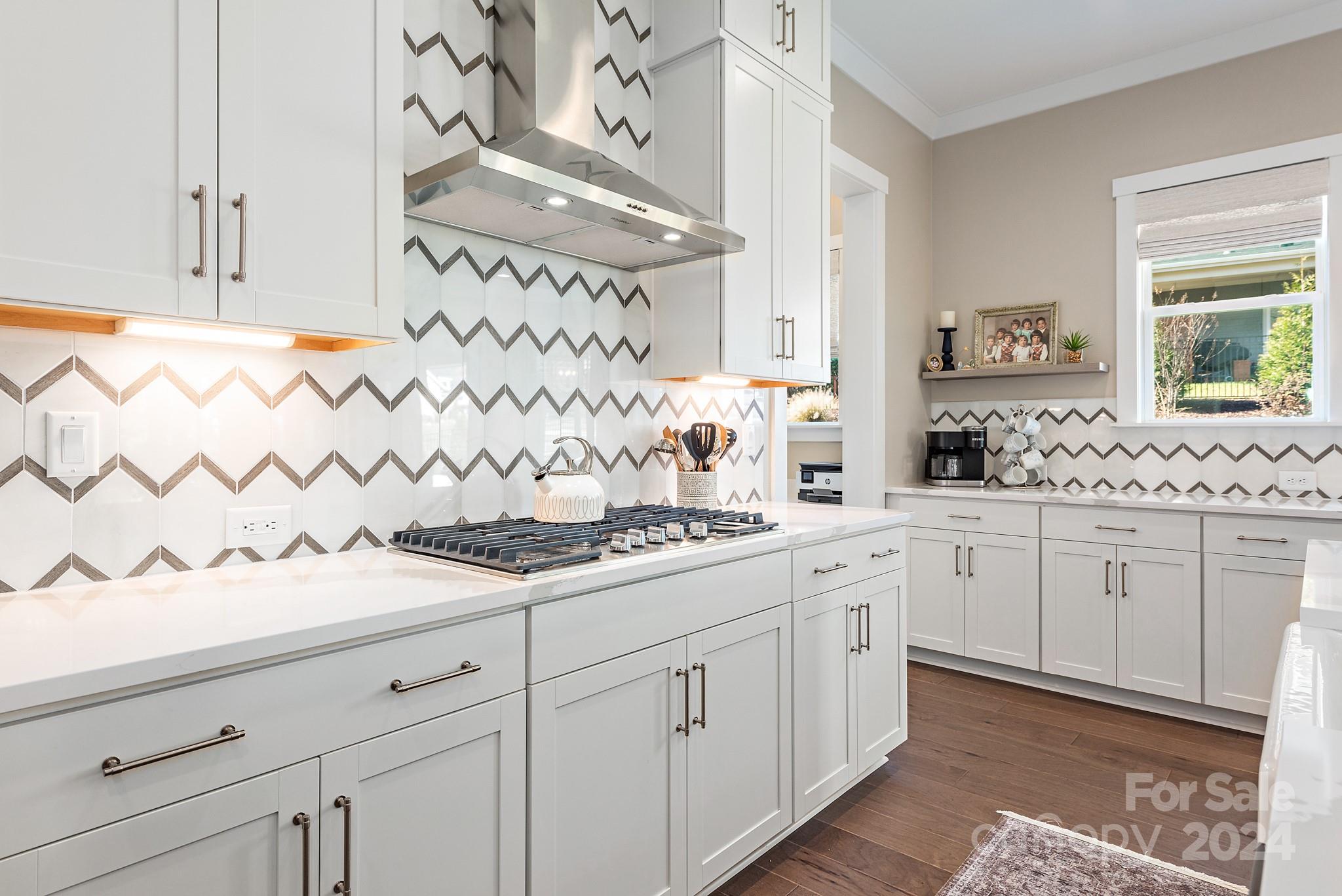 Hollins Grove - Residential